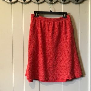 Casual full lace skirt with POCKETS!  Size 10